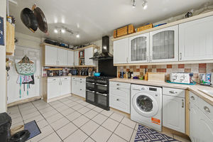 Dale Crescent New Tupton